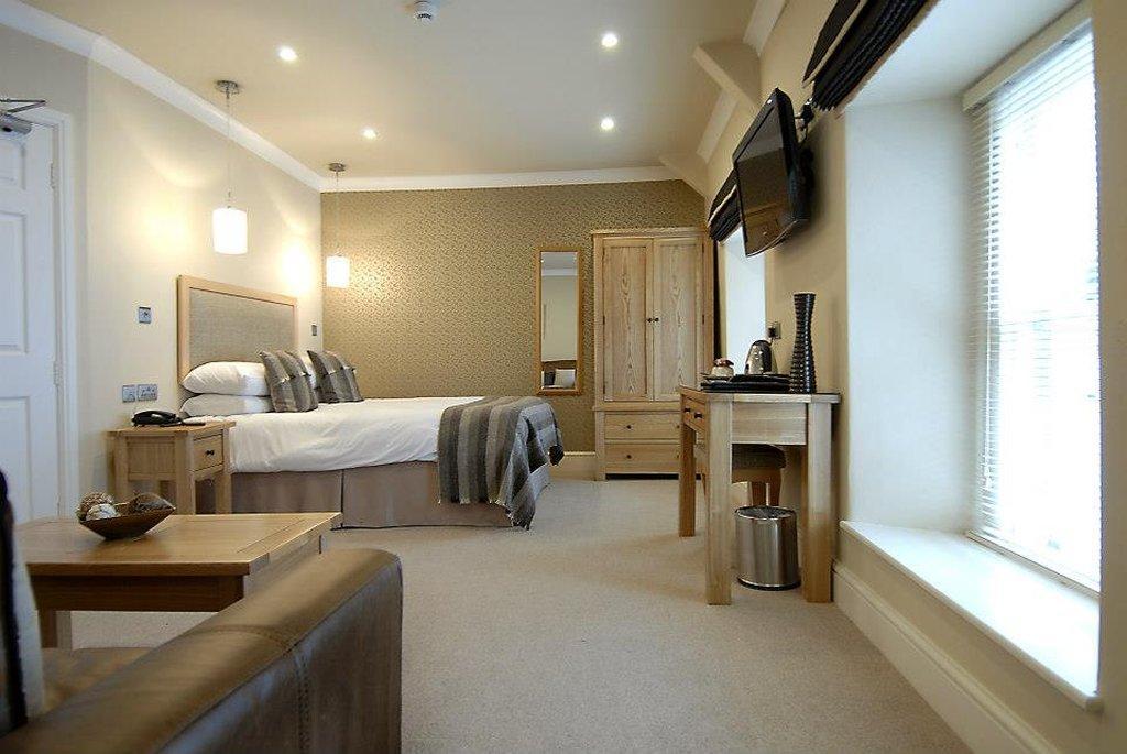Gwesty'R Emlyn Hotel Ньюкасл Емлин Экстерьер фото