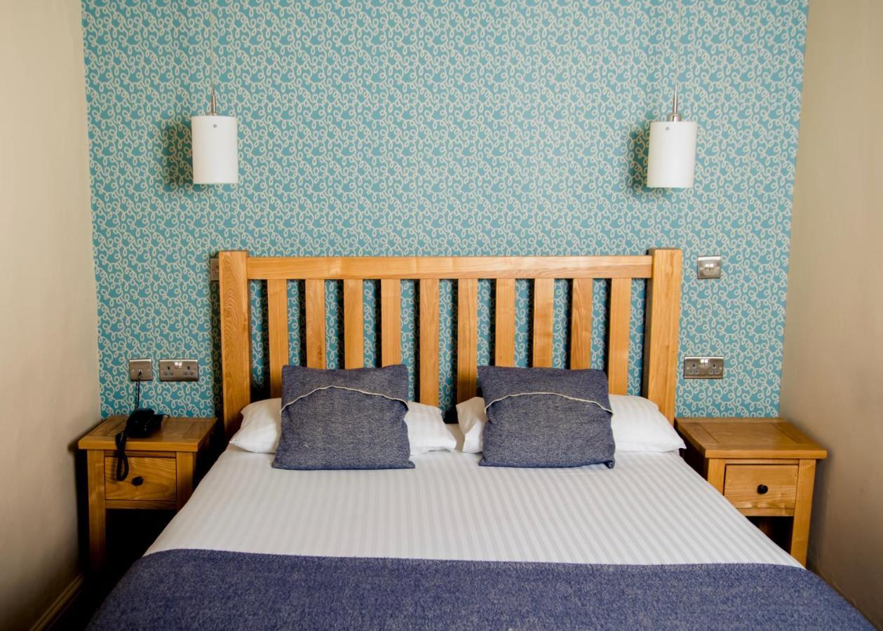 Gwesty'R Emlyn Hotel Ньюкасл Емлин Экстерьер фото