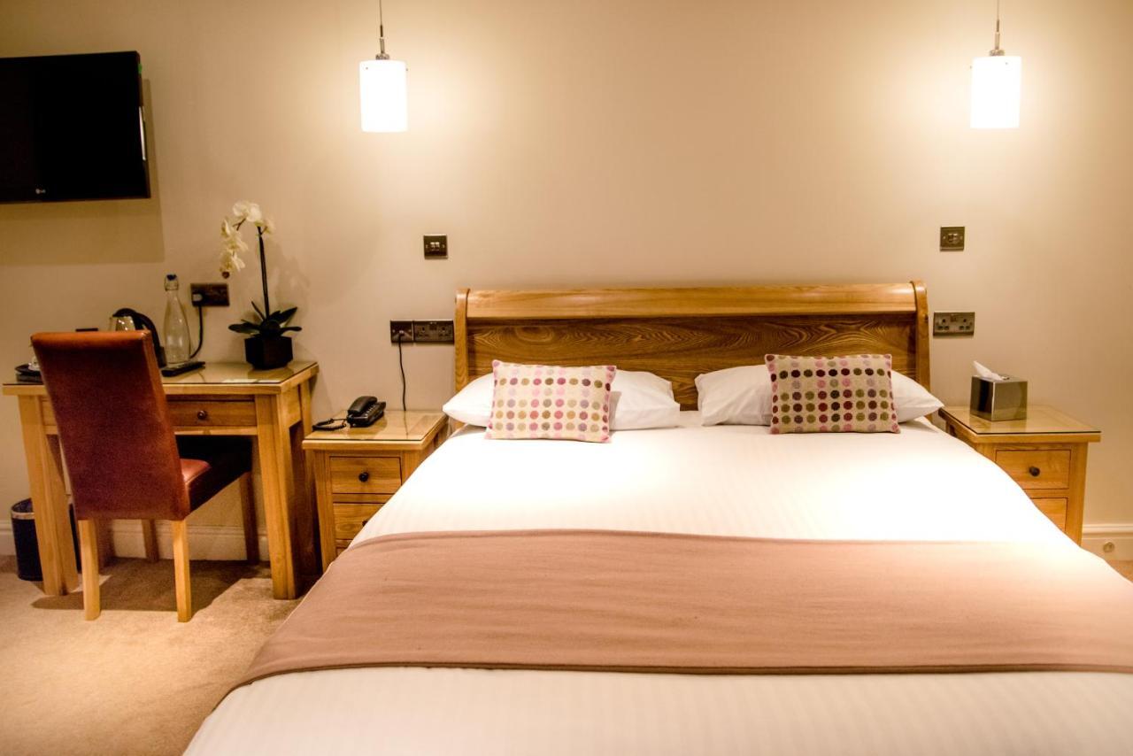 Gwesty'R Emlyn Hotel Ньюкасл Емлин Экстерьер фото